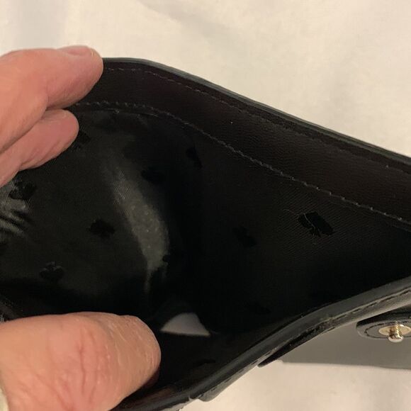 Kate Spade small bi-fold black wallet with zipper pocket - Picture 6 of 8